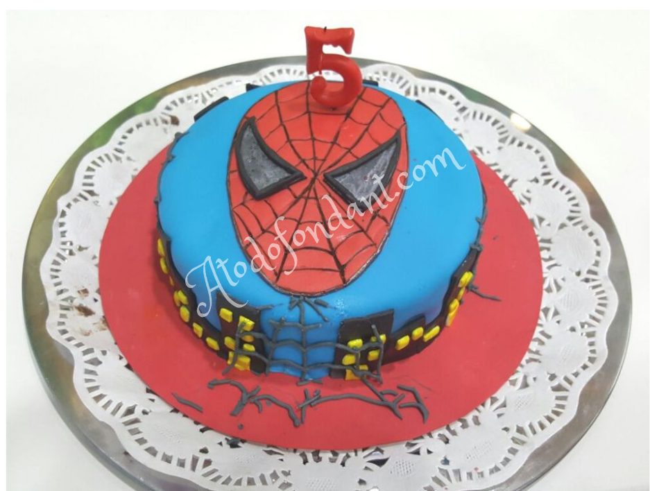 Tarta en Fondant de Spiderman Tarta en Fondant de Spiderman