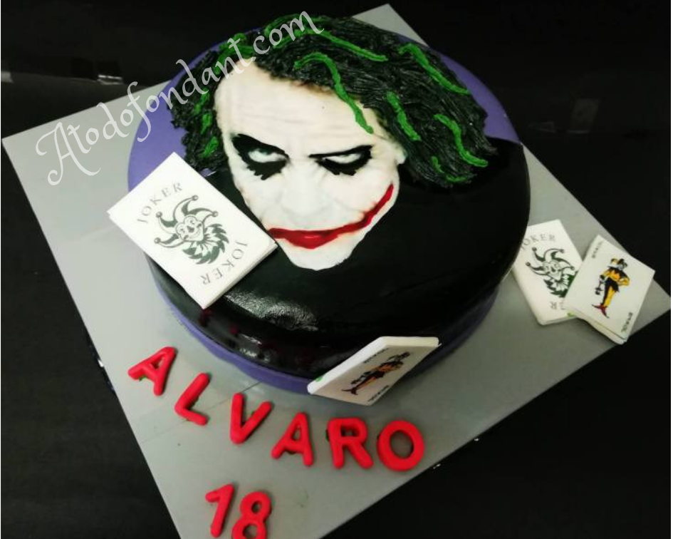 Tarta-fondant-con-Jokey-impreso-2 Tarta fondant con Jokey impreso