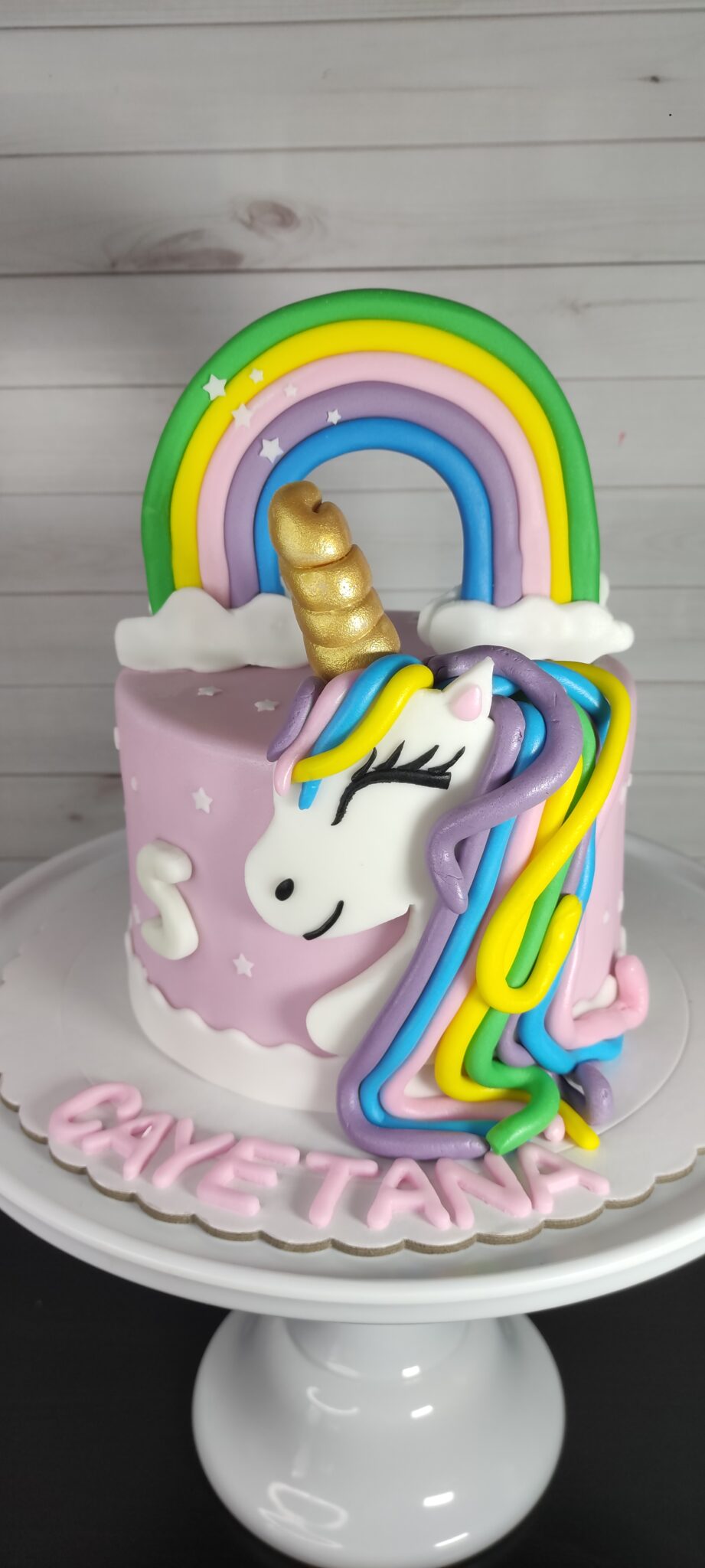 Tarta unicornio y arcoiris Tarta unicornio y arcoiris